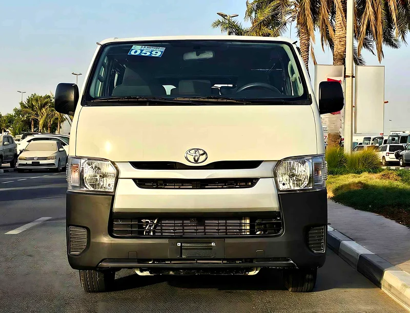 هاياس كارجو باترول/ جي سي سي/ سقف قياسي/ للتصدير فقط/ رقم الدفعة 2606263166156510082112