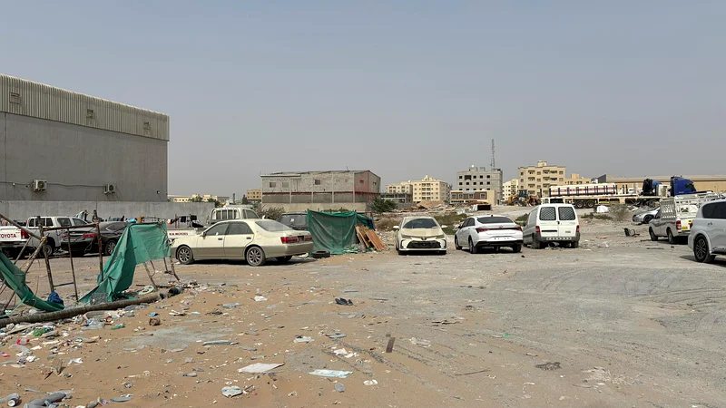 WAREHOUSE LAND FOR SALE GREAT INVESTMENT OPPORTUNITY63268481088259113
