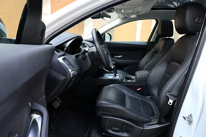 2020 Jaguar E-PACE 缩略图 12