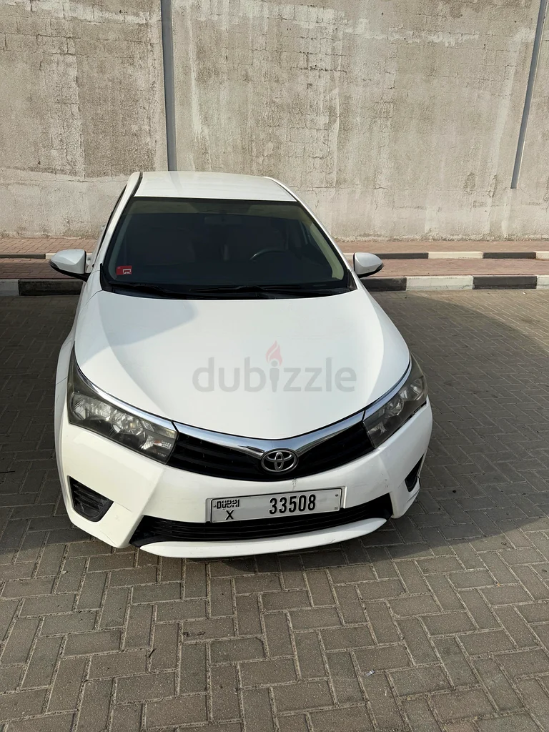 تويوتا كورولا 2015 نظيفة631675609576981110