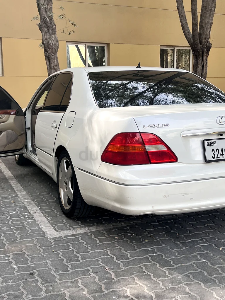 بيع عاجل مع ضمان لمدة 15 يومًا. الوثيقة سارية لمدة 10 أشهر. من يرغب في القيادة.63149580631299113