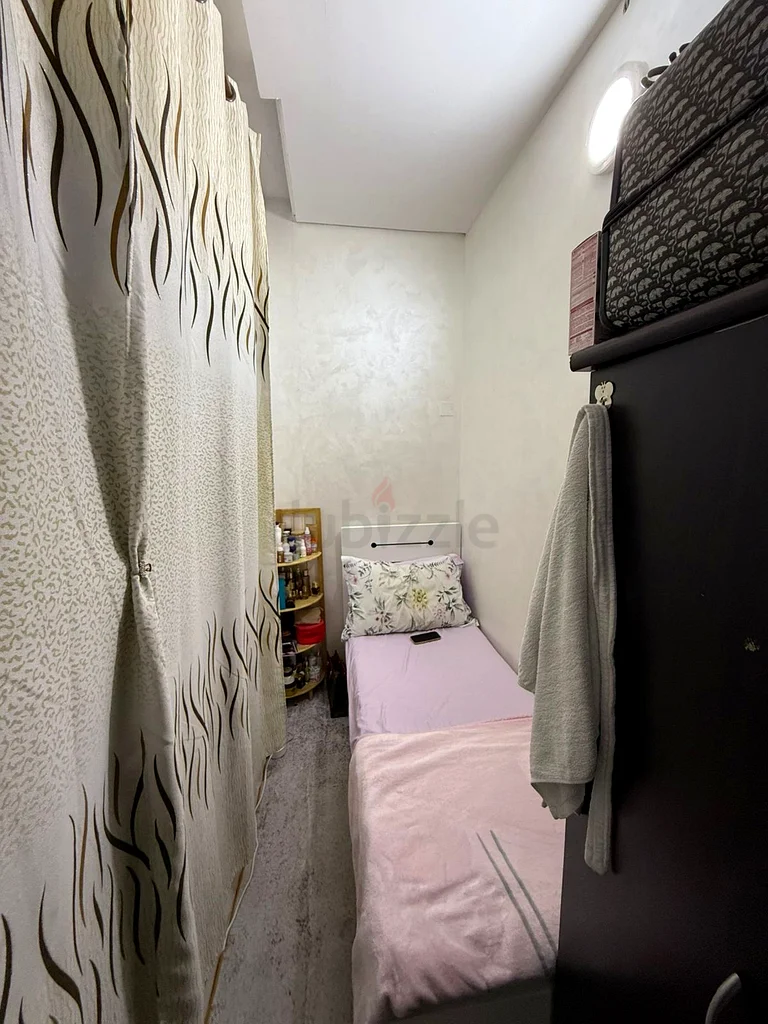 Al Barsha 1, Street 1163315090782211112