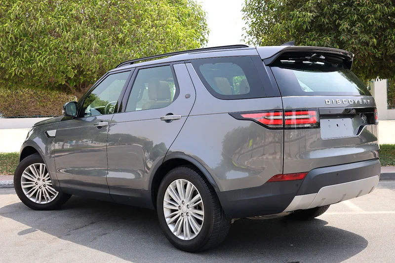 LAND ROVER DISCOVERY HSE Si6 - GCC SPECS - UNDER WARRANTY - ACCIDENT FREE - FULL SERVICE HISTORY -63159712245763114