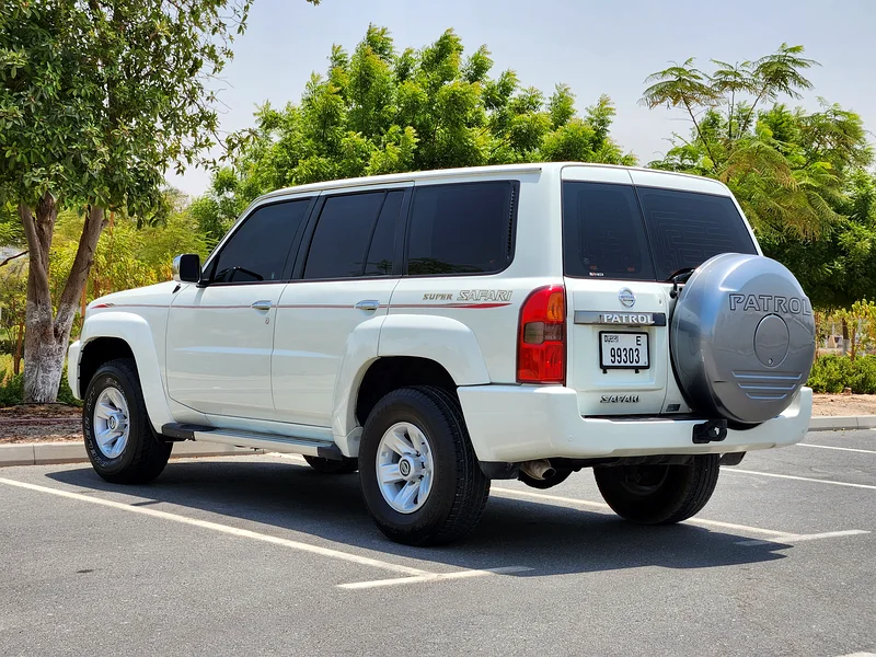Nissan Patrol safari 2021 GCC Full options63148163735682112