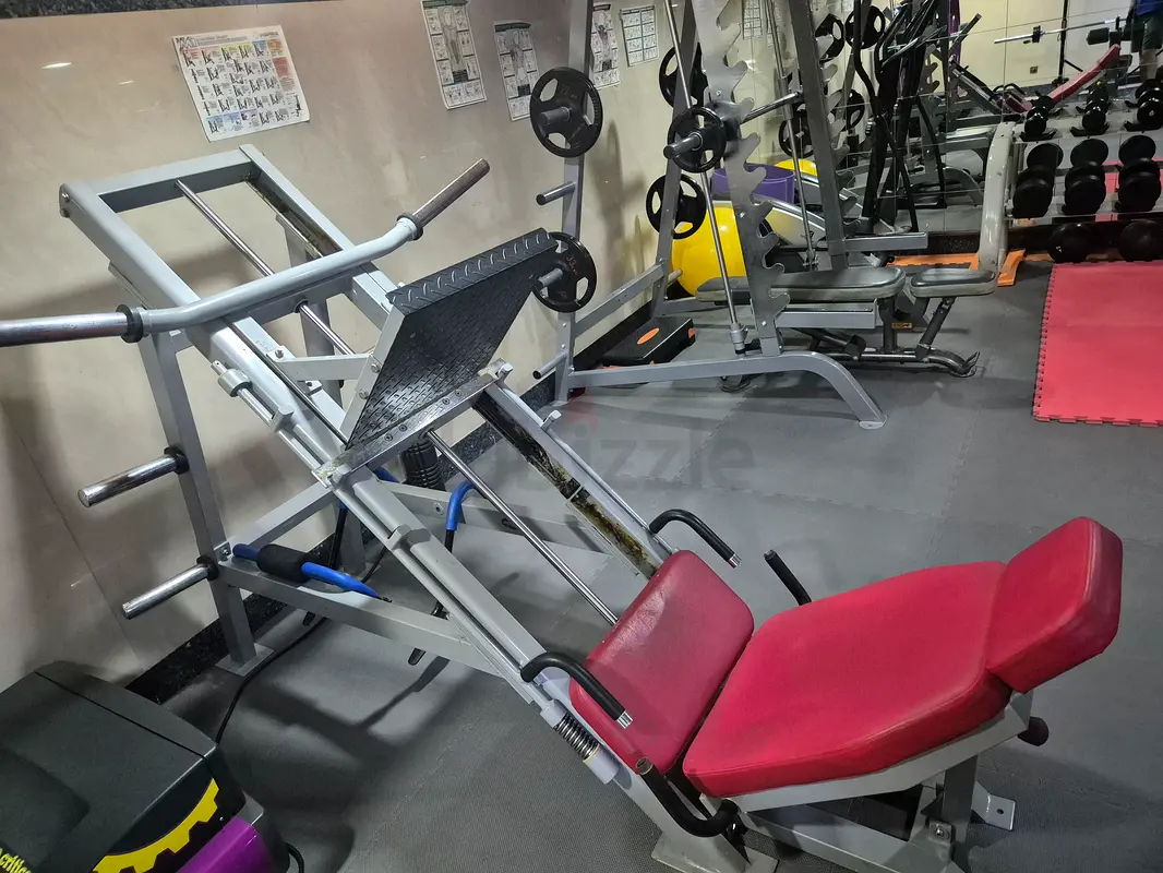 Leg press gym machine