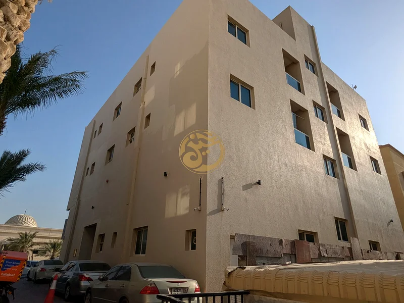 مبنى للبيع، موقع استراتيجي مقابل مسجد الحاجر63195082702465112