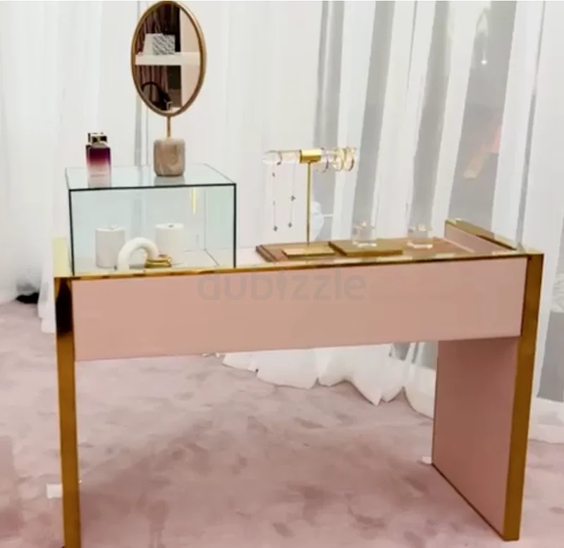 dresser table63189121540611113