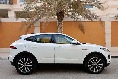 2020 Jaguar E-PACE 照片 9