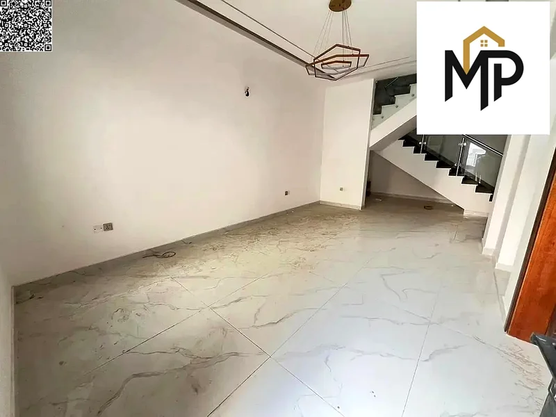 للبيع، فيلا مكتملة التصميم الفاخر بالقرب من طريق الشيخ محمد بن زايد - ملكية دائمة لجميع الجنسيات مدى الحياة - مع إمكانية التمليك السهل63899337175171113