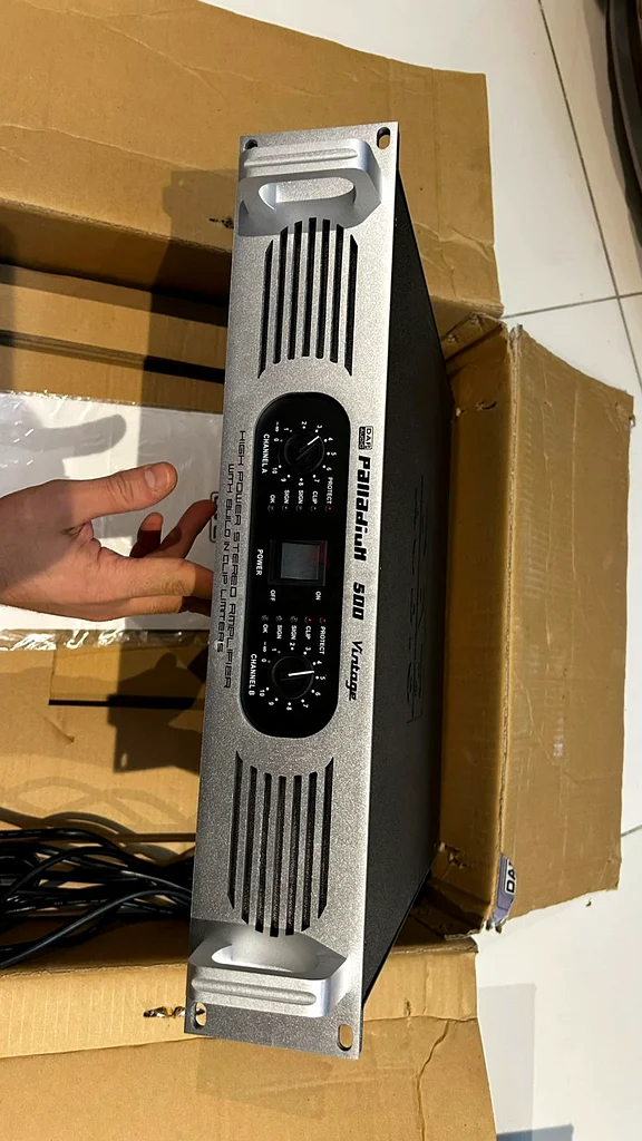 Power Up Your Sound with this Premium Amplifier!632618360020491115
