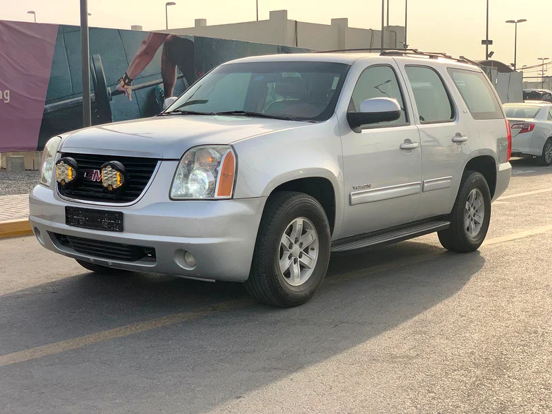 GMC Yukon 2010 Model GCC Perfect Condition Smoothly Drive Ready for Registration63175704723587112