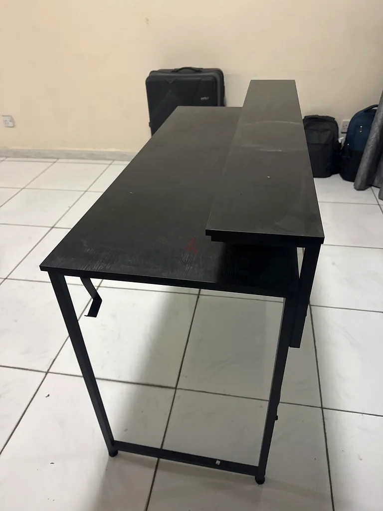Stylish Black Office Desk for Sale63217326791299113