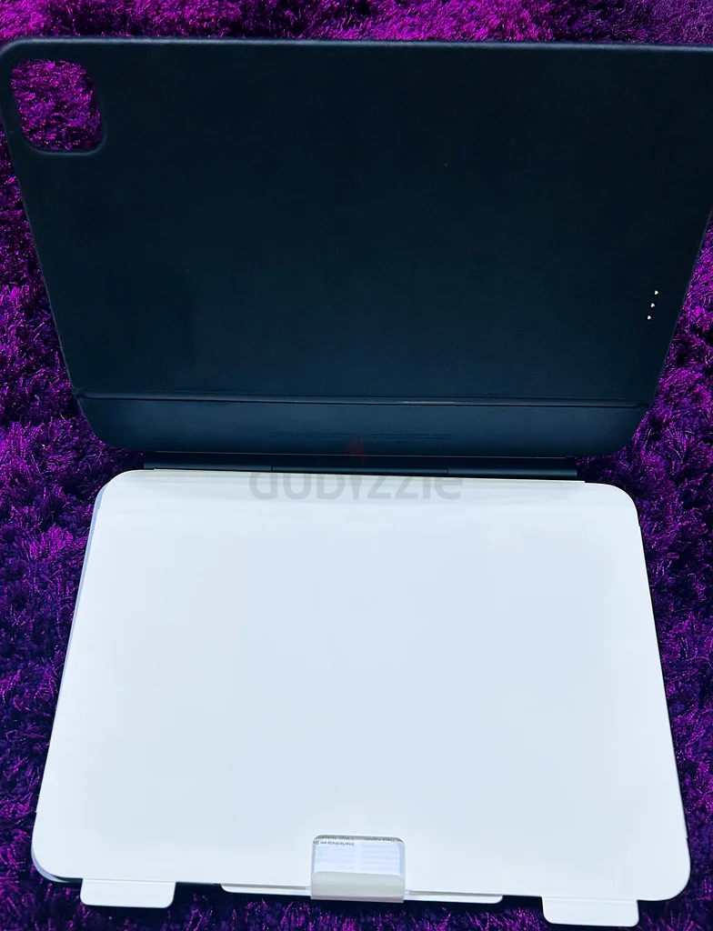 Apple ipad Pro 11-inch (M4) Brand New Never Used Original English And Arabic Keyboard With Warranty63169457386881112