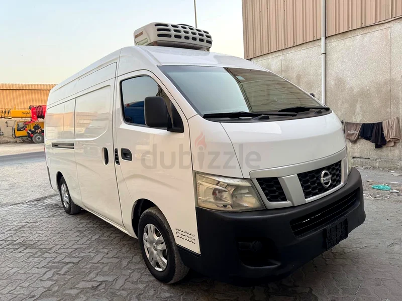 نيسان يورفان هاي روف شيلار63228275302402111