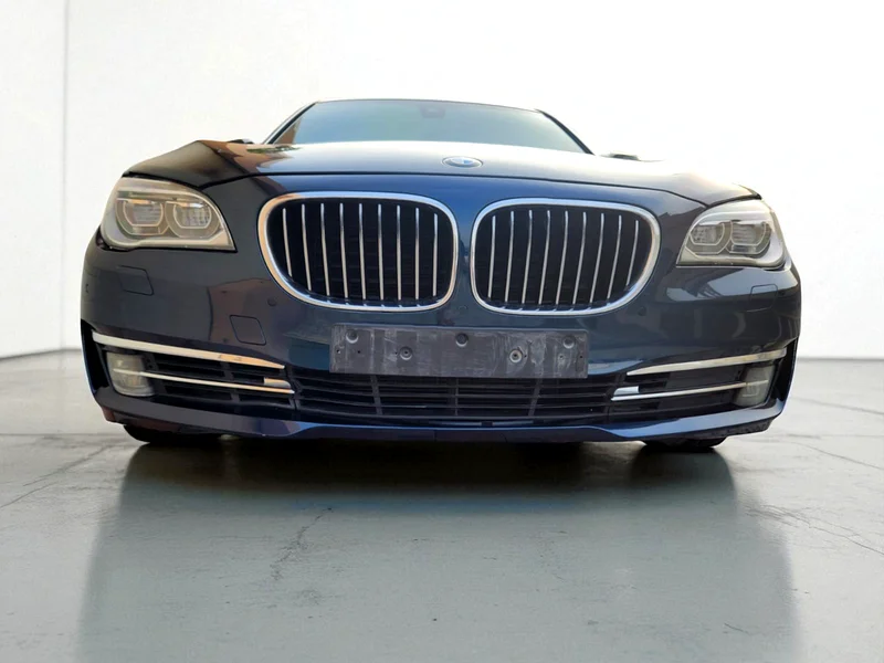 BMW 740Li | 2015 | GCC Specs | Executive Luxury | Immaculate Condition63150481948673112