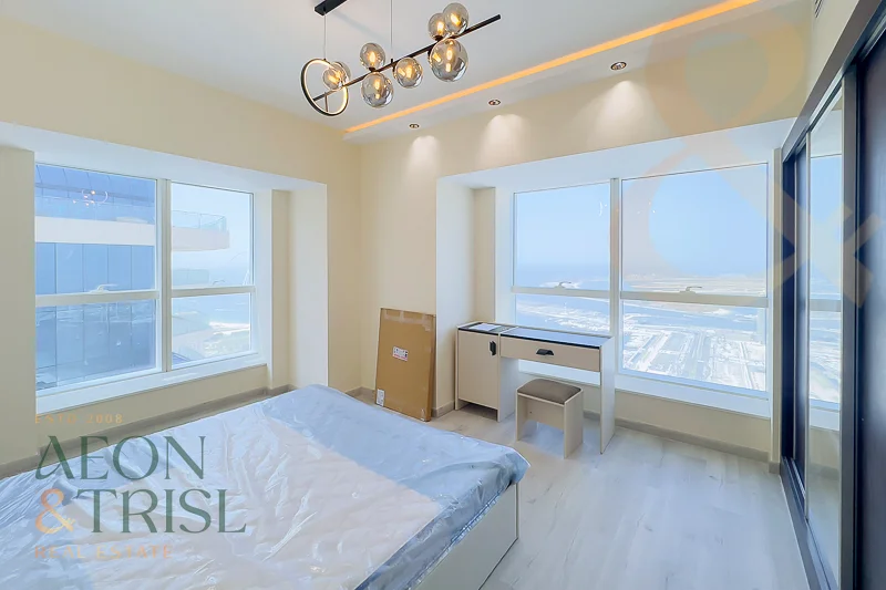 Luxury Unit | Vacant | Sea View | Bright Space63776831264258111