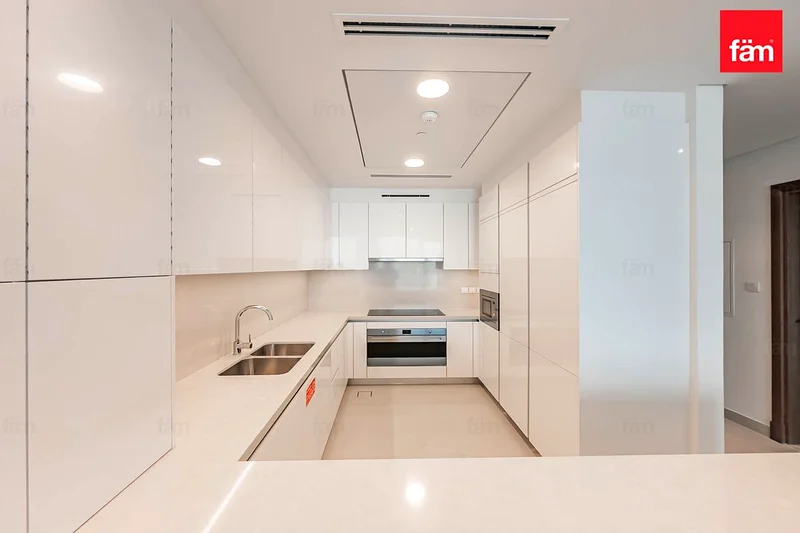 Luxurious 2 BR  | High Floor | Full Canal View63949782891649114