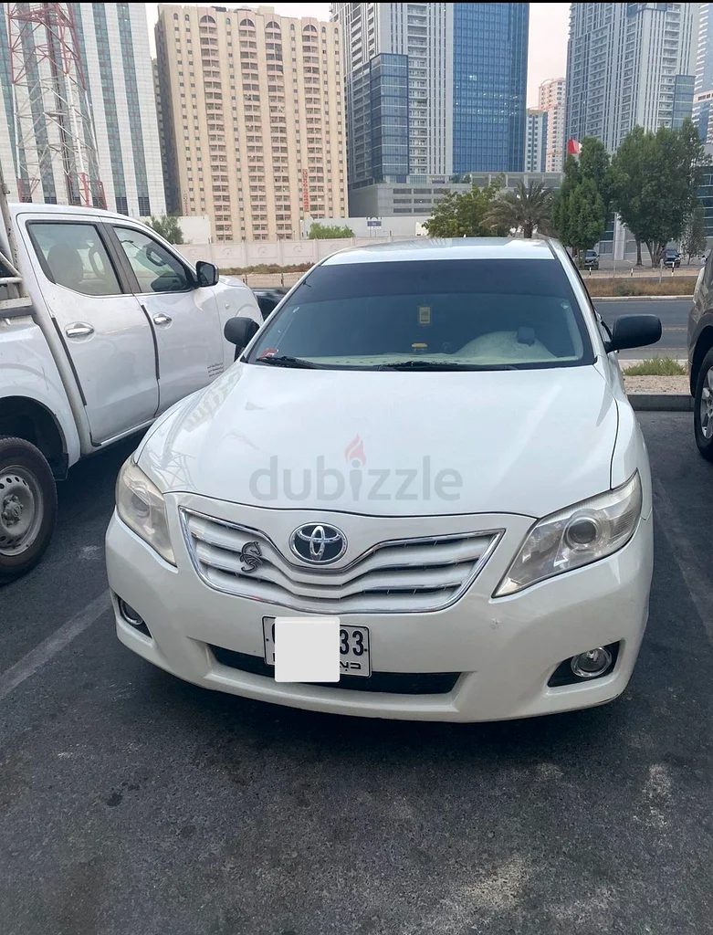 Toyota Camry 2011 GCC urgent sell631652255402271129