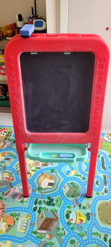 Childrens ELC black/white board632311954670101119
