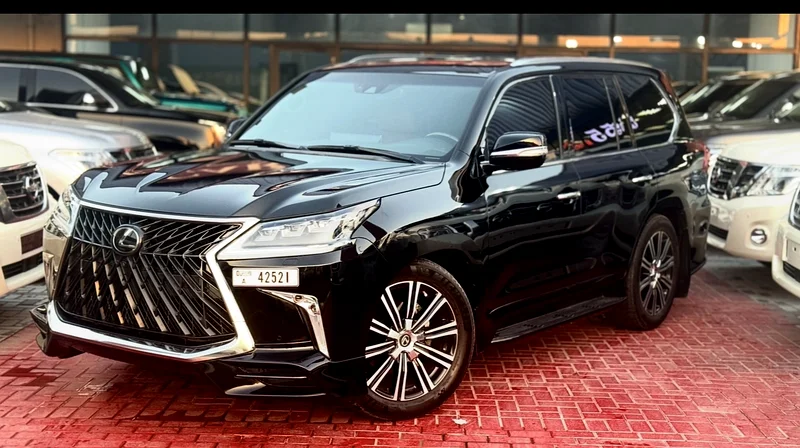 2019 لكزس LX570 إصدار S SIGNATURE مع سجل صيانة كامل632321400825611110