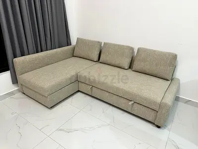 Friheten Ikea sofa com bed with storage