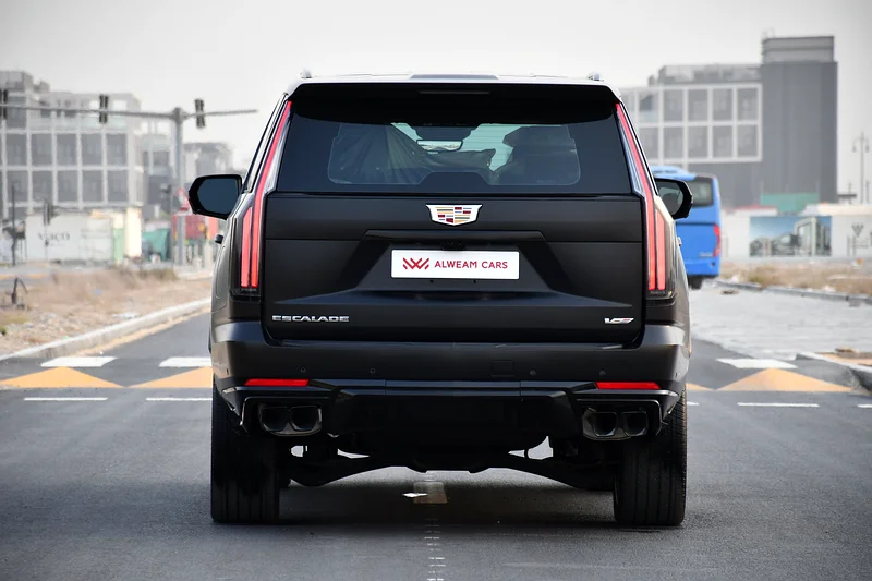 CADILLAC ESCALADE V - MODEL 2025 - GCC SPECS - BRAND NEW - UNDER WARRANTY +SERVICE63174774914179113