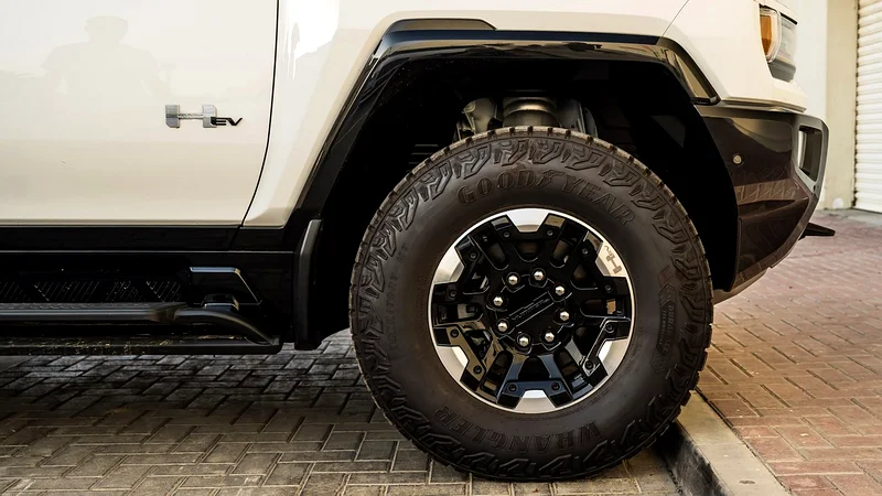 GMC هامر EV SUT إصدار 1 - 2023 - المواصفات الأمريكية63174775566209114