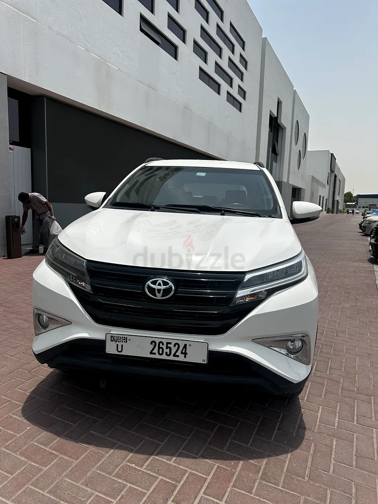 Toyota rush 2023 gcc available mint condition631476874219541126