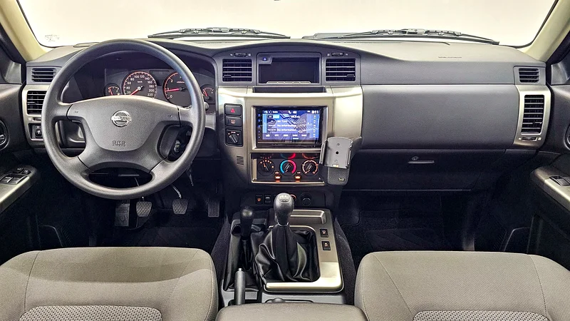 NISSAN - PATROL - SAFARI - GL - V 6 - 2024 MODEL - 4,300KM - GCC SPECS - BLACK COLOUR63156991325569111