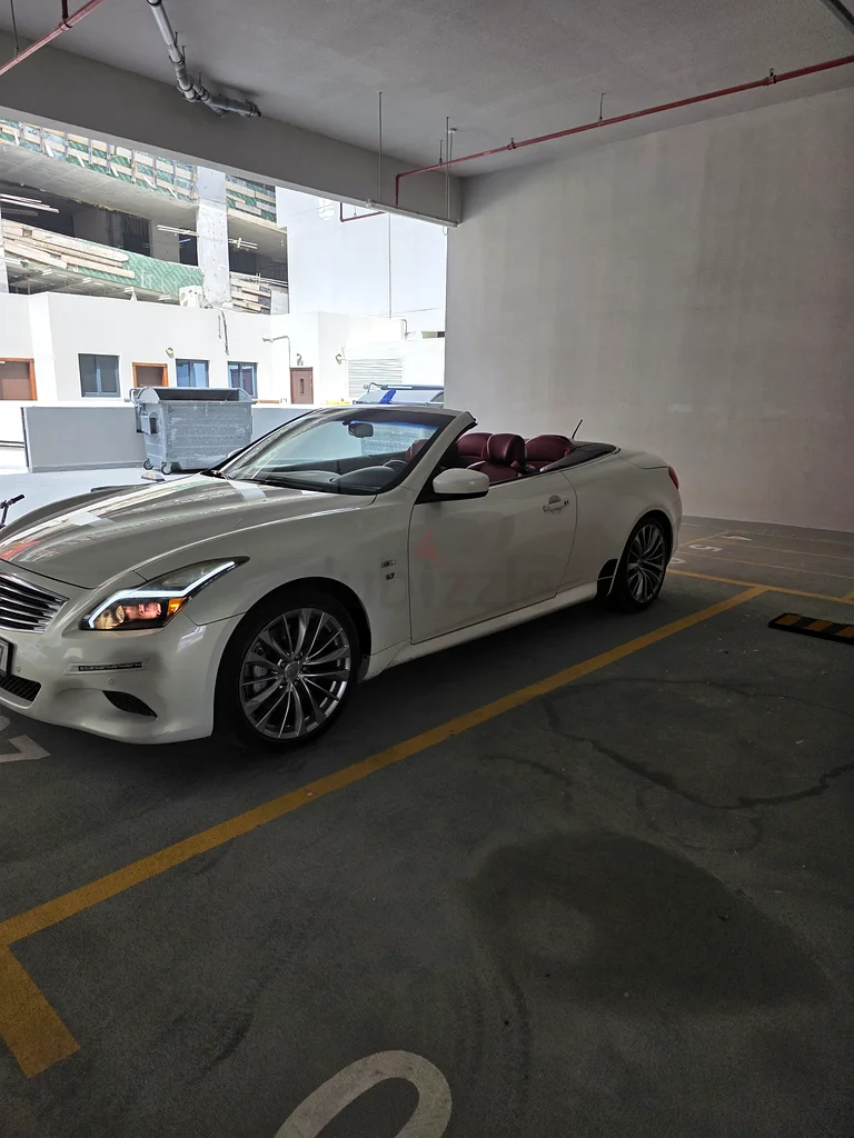 Infiniti Q60 2015 Covertible - Single Owner63154620324099111