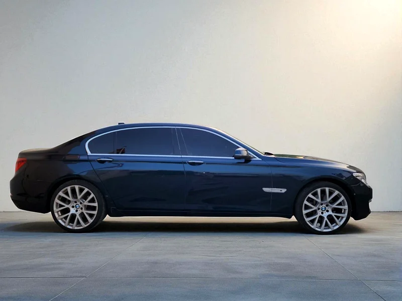BMW 740Li | 2015 | GCC Specs | Executive Luxury | Immaculate Condition63150481948673114