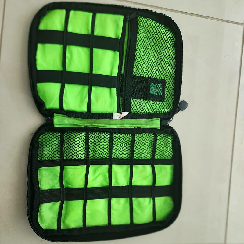 Multi-Function Travel Tech Organizer Bag – Brand Used63240130140673112