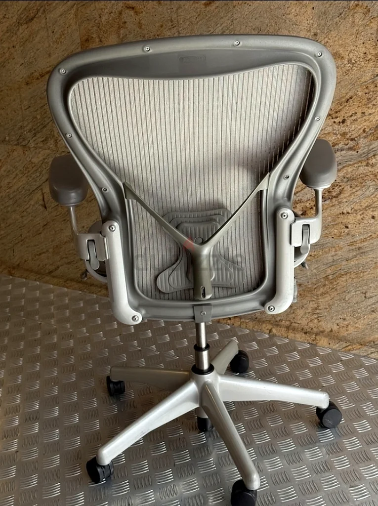 Herman miller Aeron Chair size B or C Fully Loaded Features63216835309185111