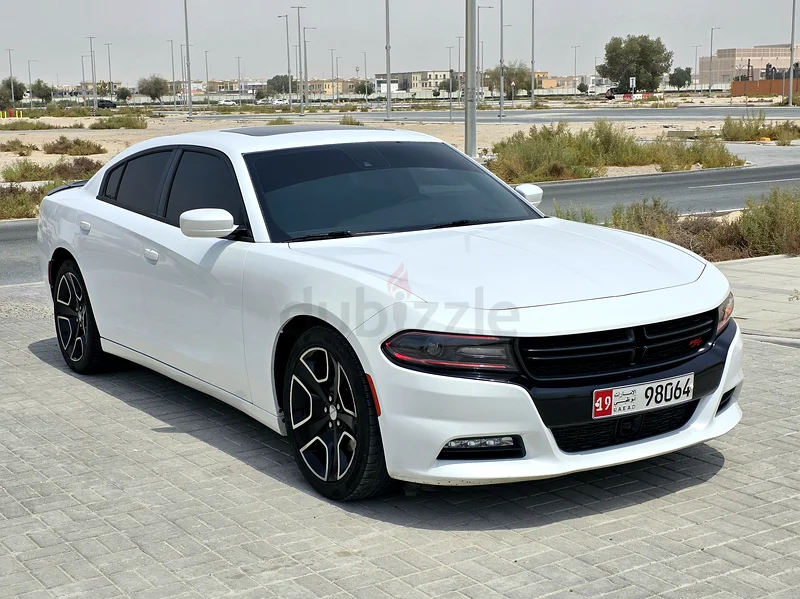 شاحن دودج 2015 R/T سعة 5.7 لتر هيمي63135976144899112