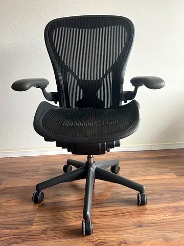 Herman Miller Aeron Classic Chair size B,C Fully Loaded
