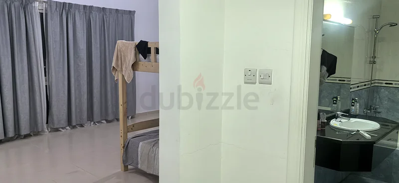master room for rent63314443187458113
