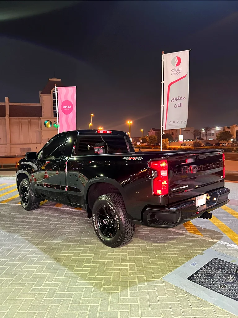 Chevrolet Silverado LT / GCC / under warranty and service until 202763153226682370112
