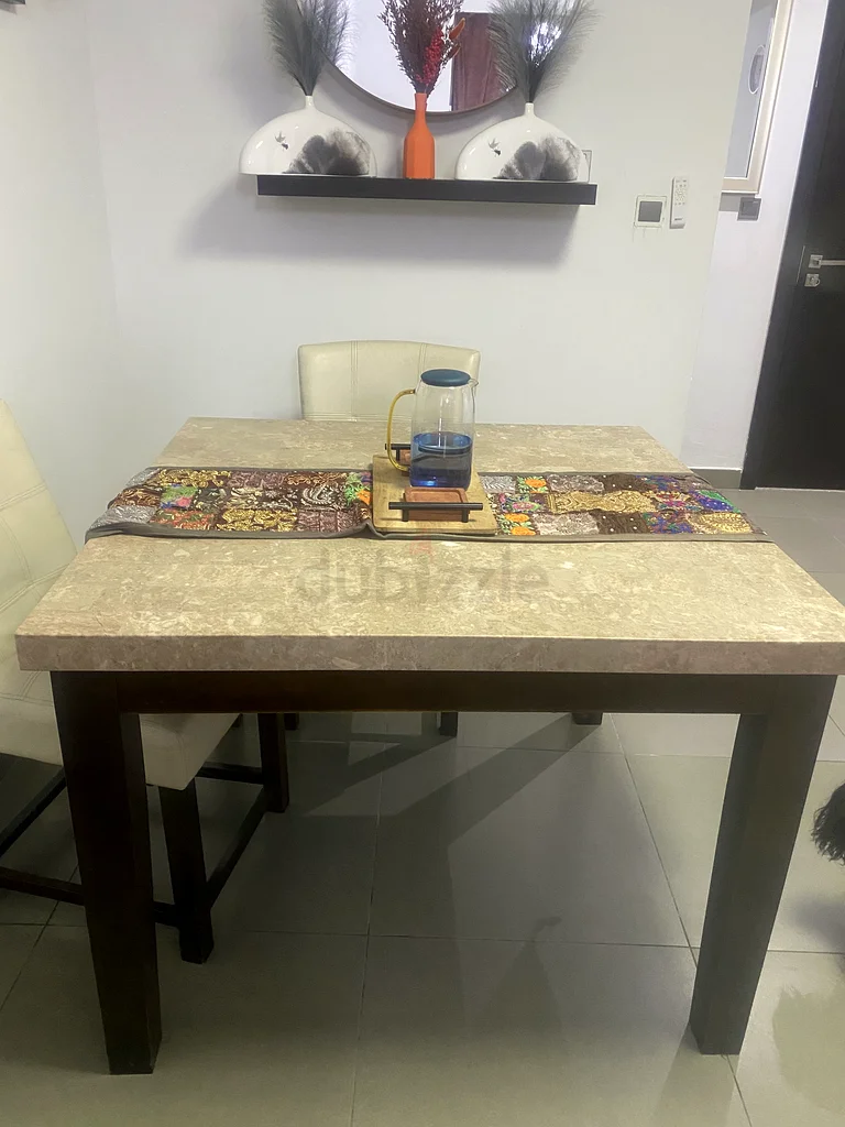 Dining set for 4 people63179388980481111