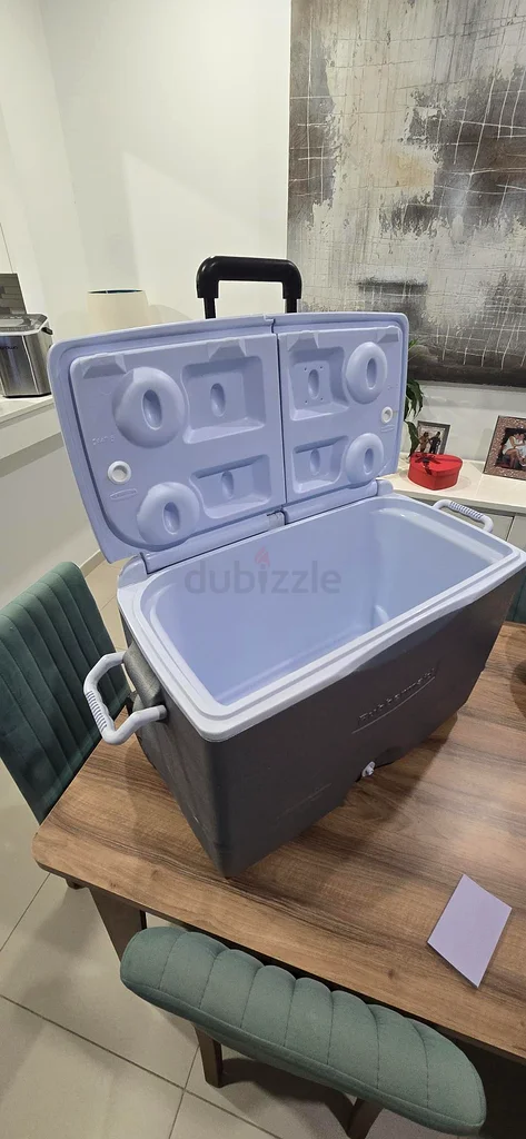 Rubbermaid Ice Cooler 60 litre63253974684803111