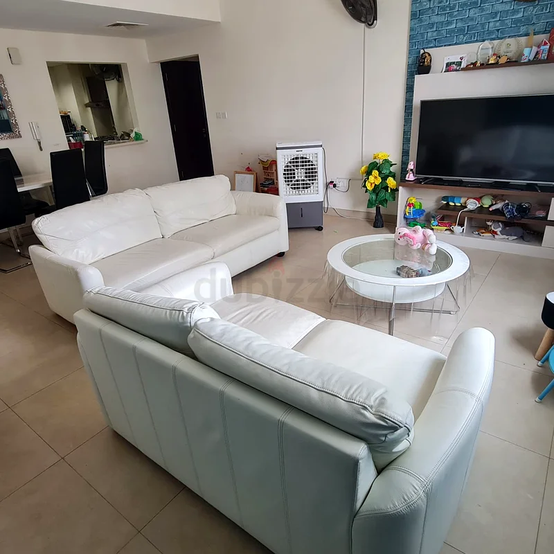 Elegant White Leather Sofa 5 seater63126958754947111