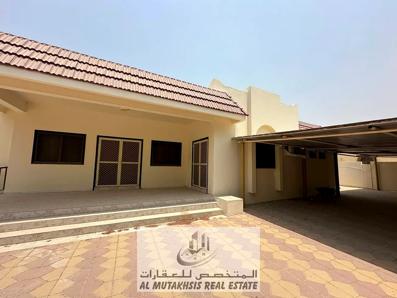 For sale a 5-room corner house in Al Yash directly behind the mosque with an area of 12,000 sqft63205836920963113