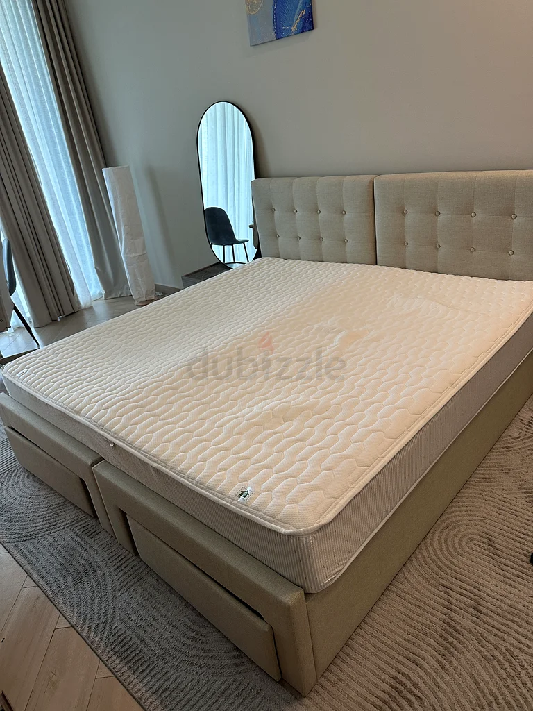 فخم سرير ملكي بحجم 200x20063221849511938112