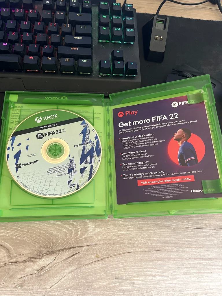 استمتع باللعب مع FIFA 22 لإكس بوكس سيريس إكس - استعد لتجربة الألعاب النهائية!63229312347521111