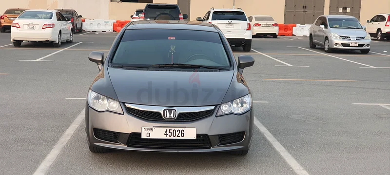 هوندا سيفيك 2009 طراز LXI سعة 1.8 لتر مواصفات خليجية، خالية من الحوادث، حالة ممتازة، وصيانة جيدة63173845622914114