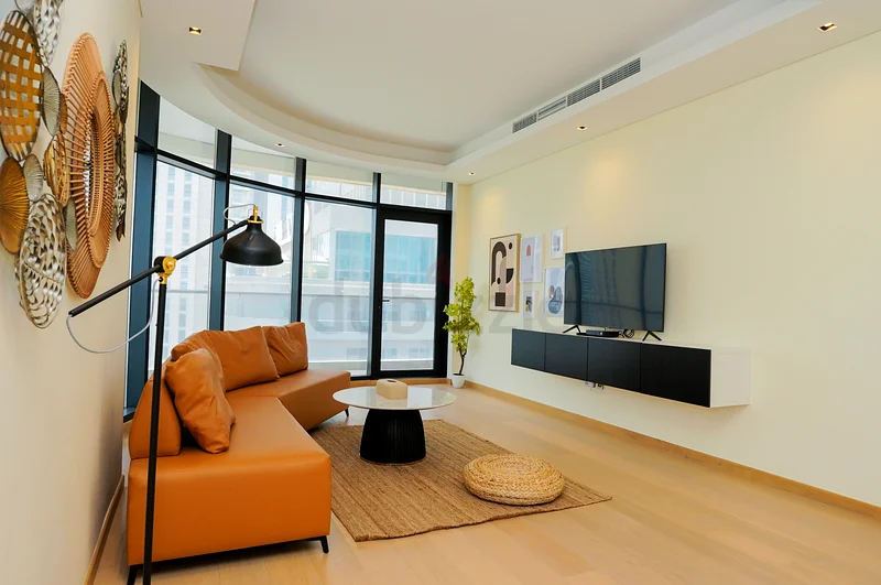 OFFER STARTING AT 399. HIRE A PROFESSIONAL REAL ESTATE VIDEOGRAPHER IN DUBAI63216840675715114