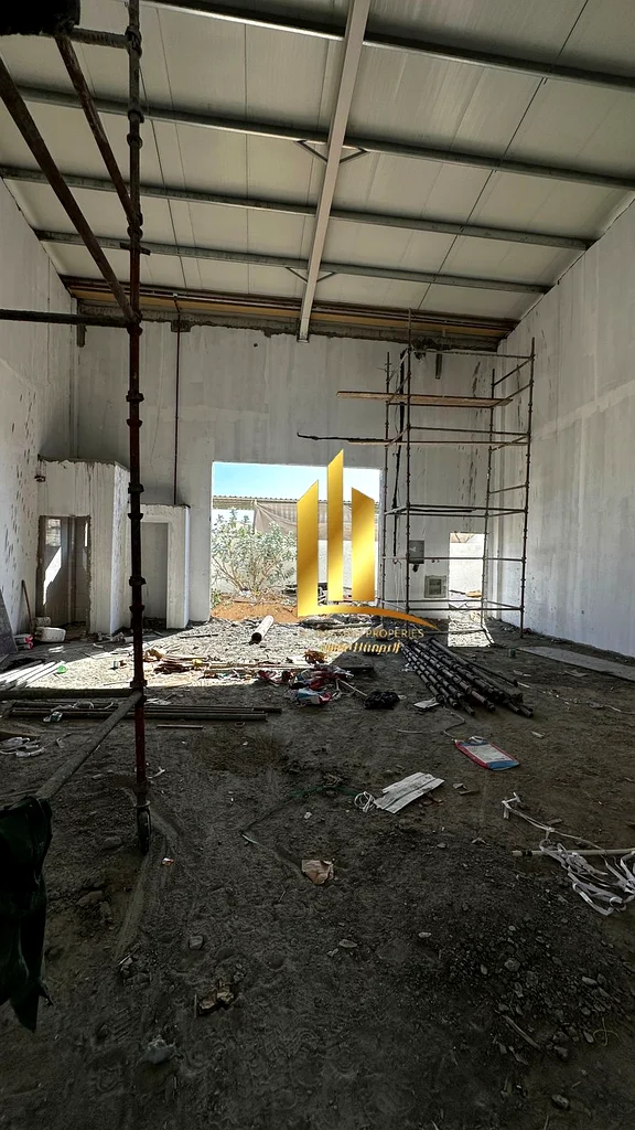 An investment opportunity in Saja'a. A 14,500-square-foot warehouse is under construction631956029772821121