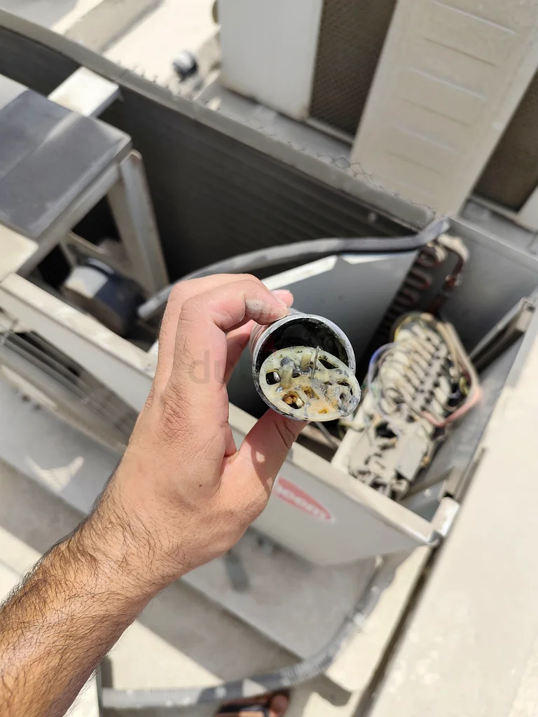 خدمات صيانة مكيفات تعمل63216843502594114