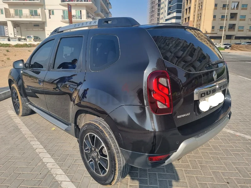 Renault Duster, new battery, Leather interiors, no accident63175257634689113