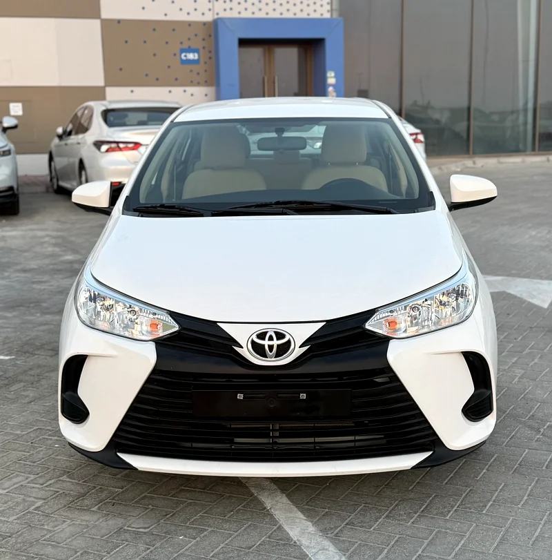 2022 Toyota Yaris GCC low mileage in perfect condition63137337457794112