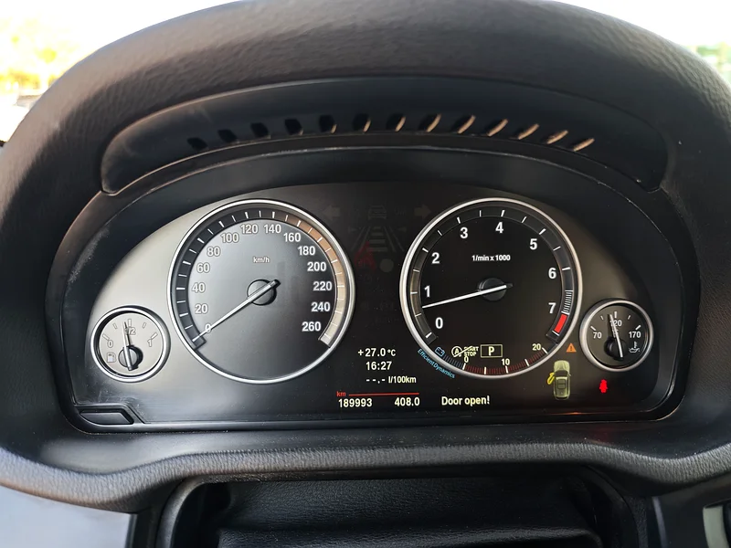 نسخة بي إم دبليو X3 من مجلس التعاون الخليجي Xdrive35i63161069033346113